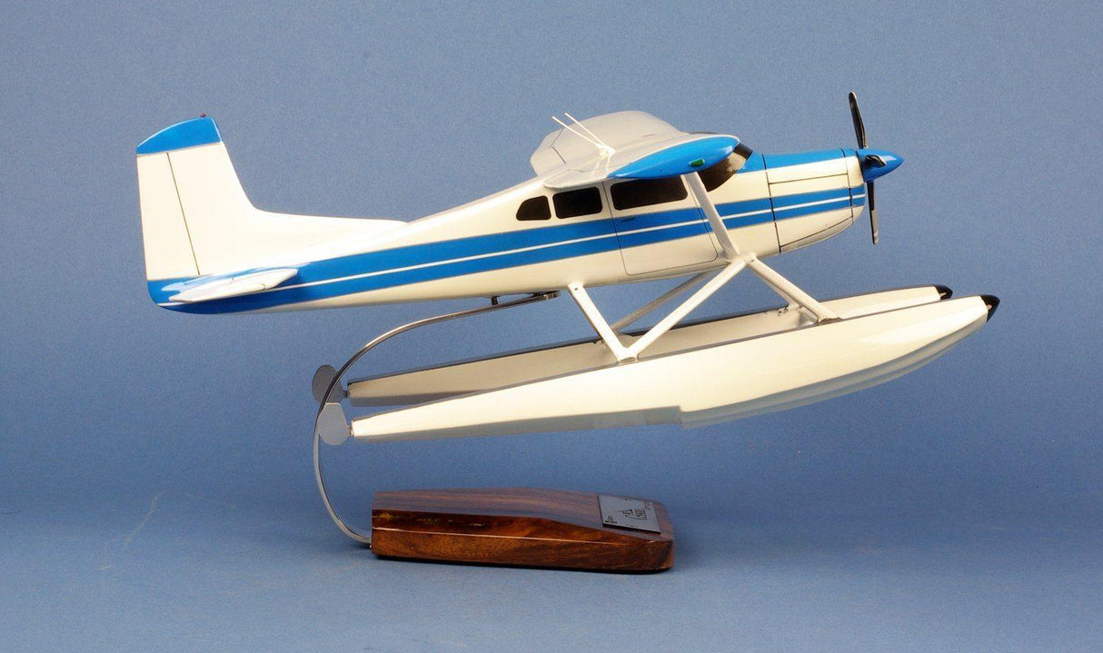 cessna 185 skywagon floatplane