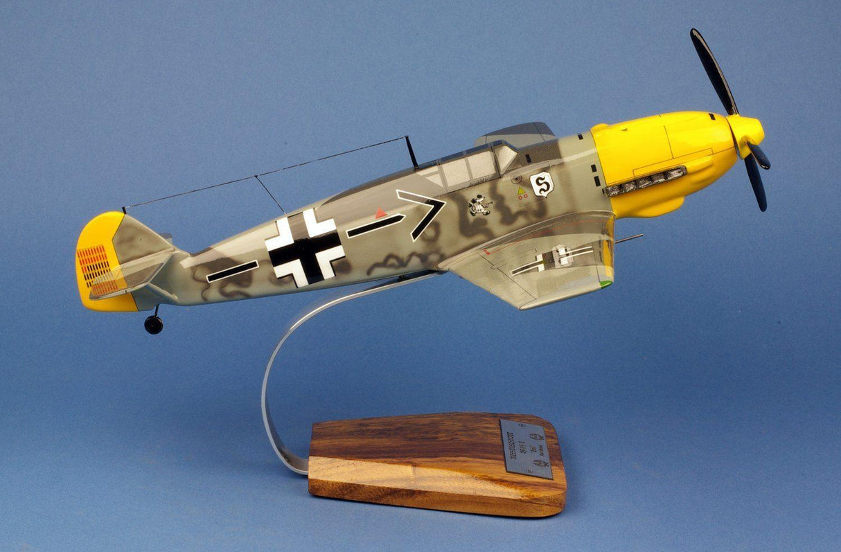 messerschmitt bf-109e-e jg26 adolf galland