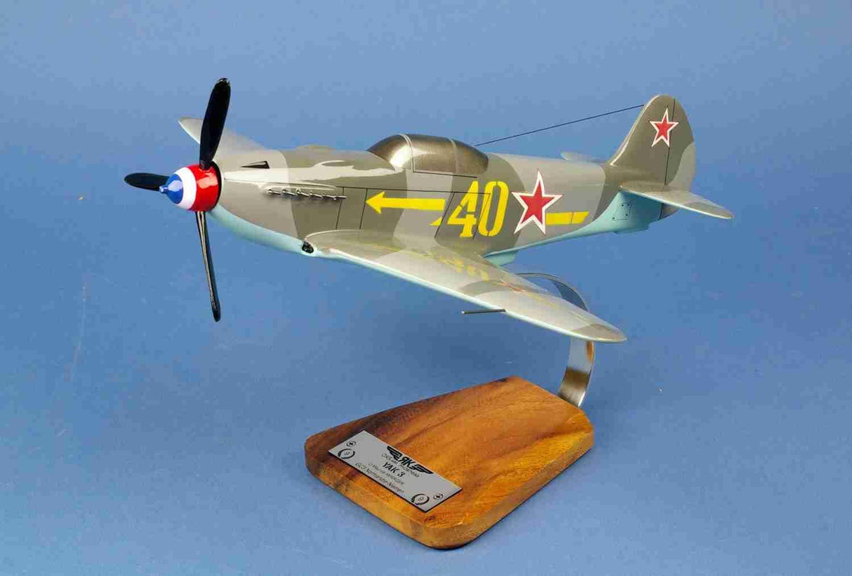 yak 3 gc.3 normandie niemen lt maurice amarger