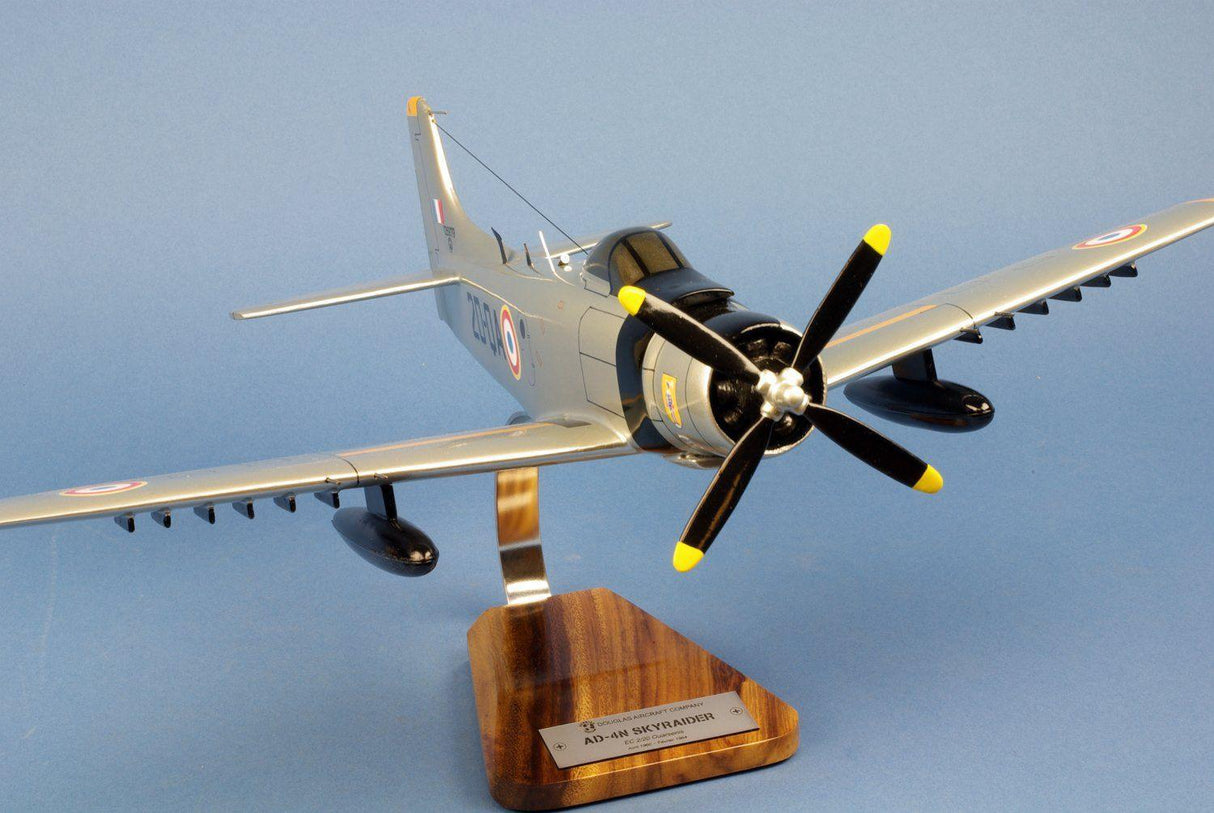 ad-4n skyraider ec 2/20 ouarsenis