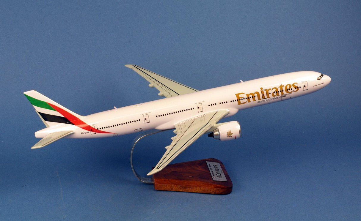 boeing 777-31h.er emirates a6-ech