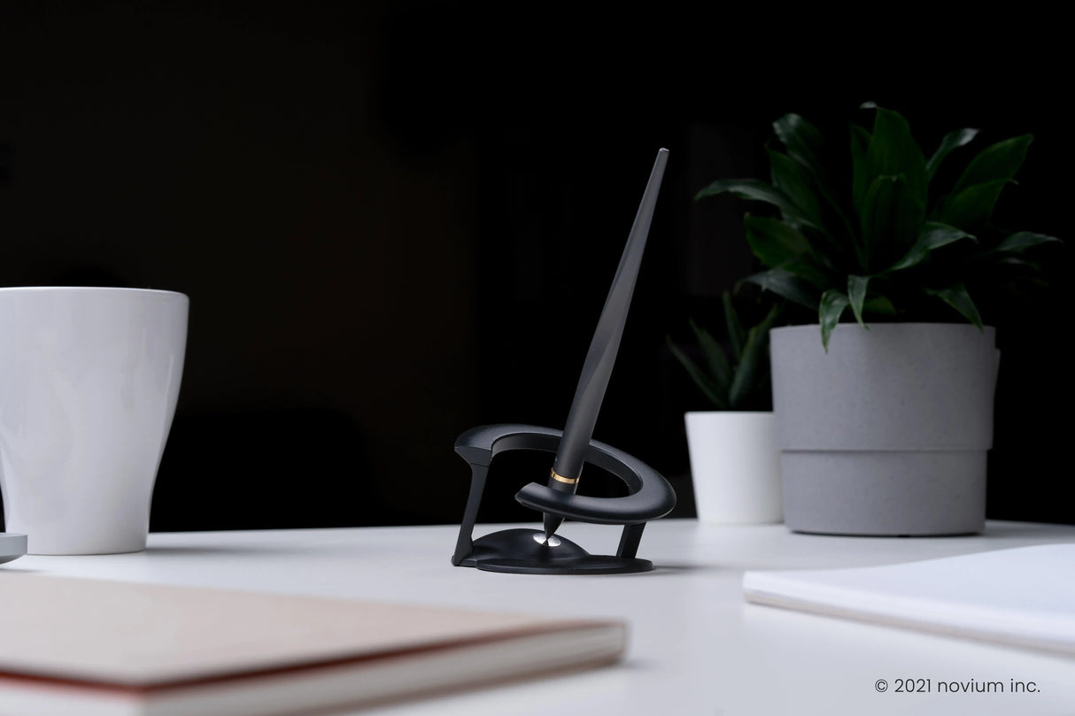 Hoverpen Interstellar Space Black Plaqué Or 18k - Novium