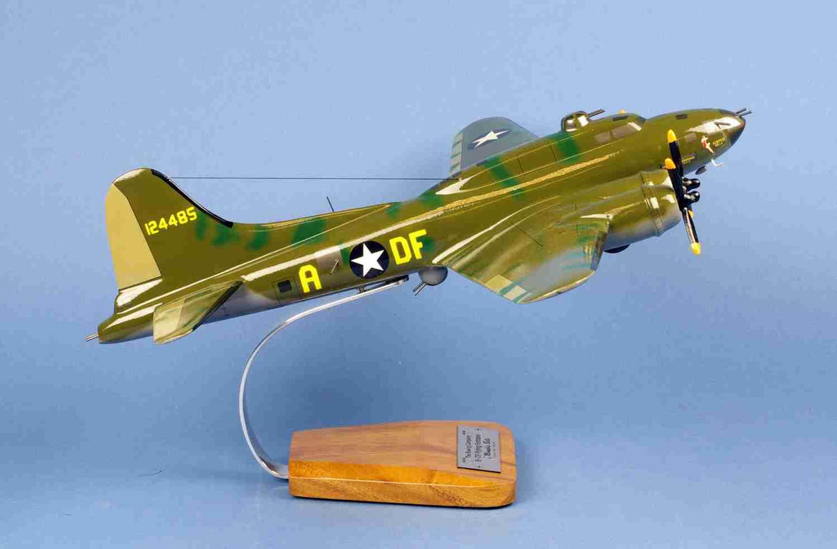 b-17f flying fortress "memphis belle"