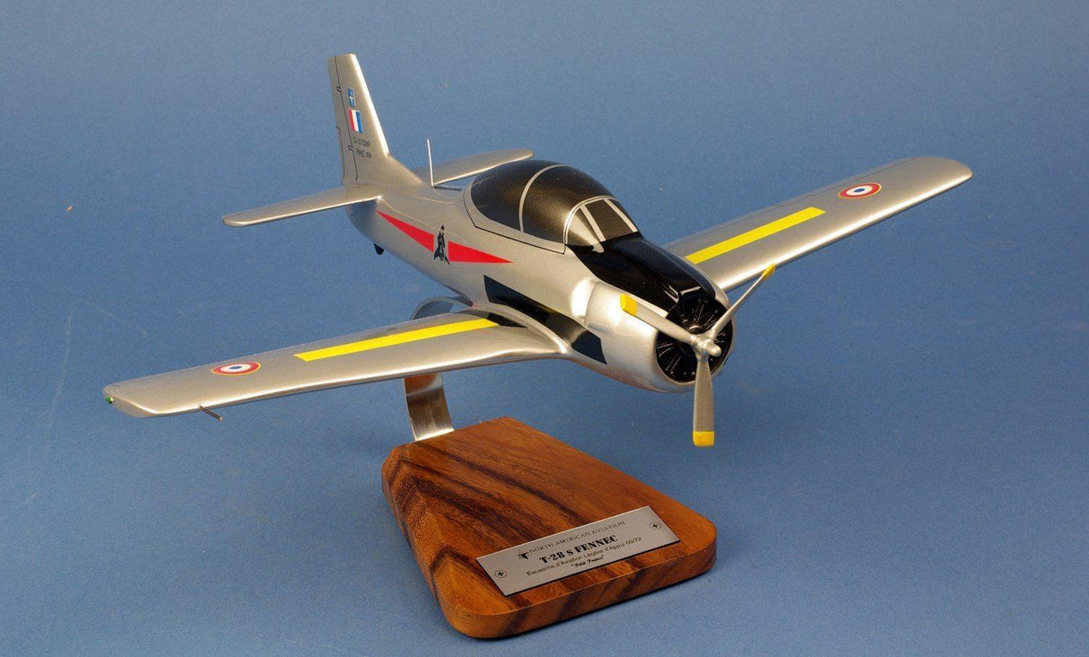 t-28 fennec eala 09/72 'petit prince'