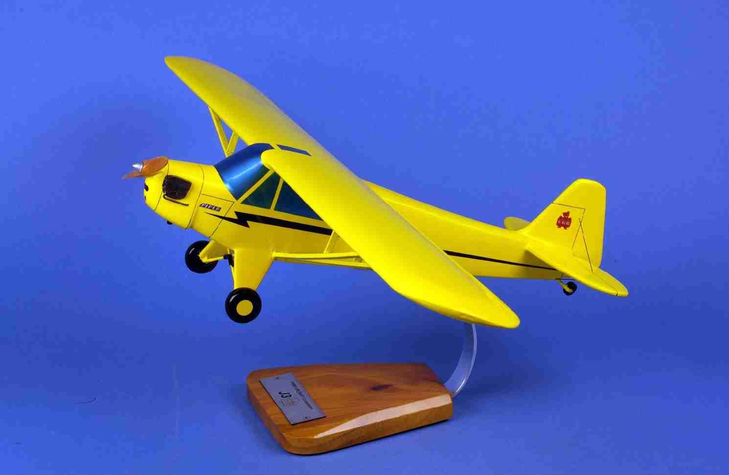 Diecast piper cub clearance