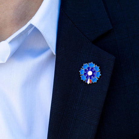 Pin's pétale tricolore Bleuet de France en Papier