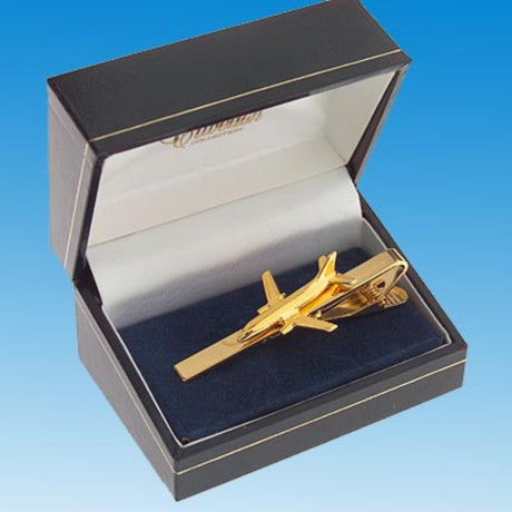 Pince à cravate dorée représentant l'aviion Boeing 737-400